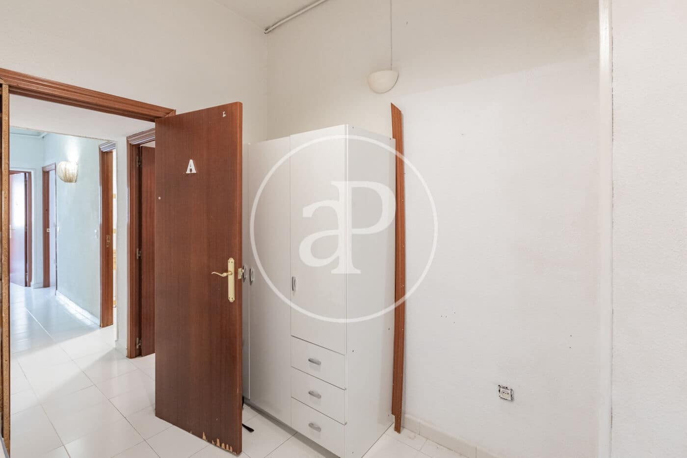 4 soveværelse Lejlighed til leje i Madrid by - € 2.700 (Ref: 9375343)