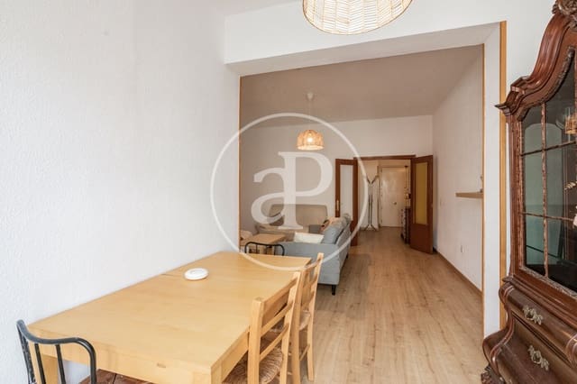 4 bedroom Apartment for rent in Gaztambide, Madrid city - € 2,700 (Ref: 9375343)