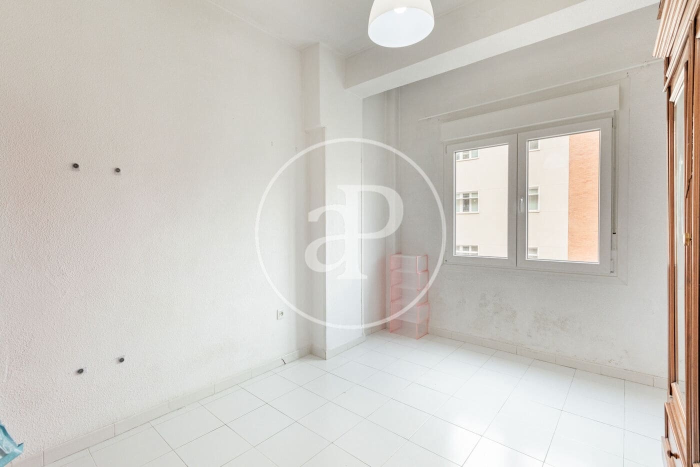 4 soveværelse Lejlighed til leje i Madrid by - € 2.700 (Ref: 9375343)