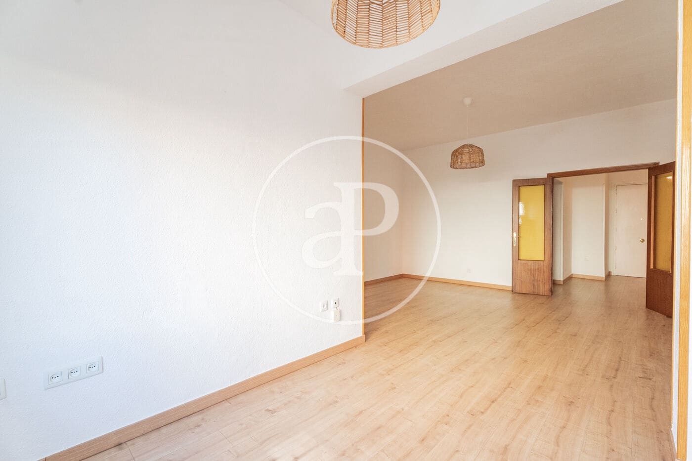 4 sovrum Lägenhet att hyra i Madrid stad - 2 700 € (Ref: 9375343)