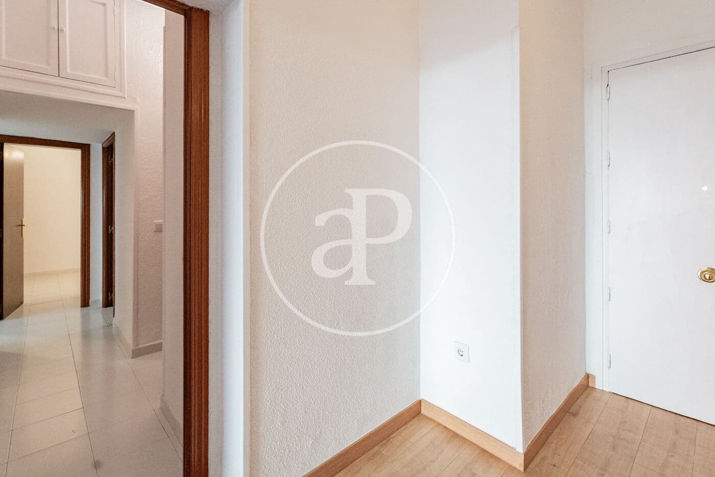 4 sovrum Lägenhet att hyra i Madrid stad - 2 700 € (Ref: 9375343)