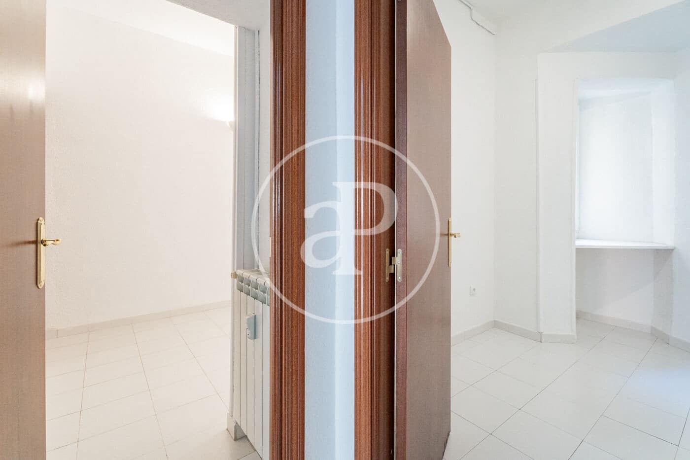 4 sovrum Lägenhet att hyra i Madrid stad - 2 700 € (Ref: 9375343)