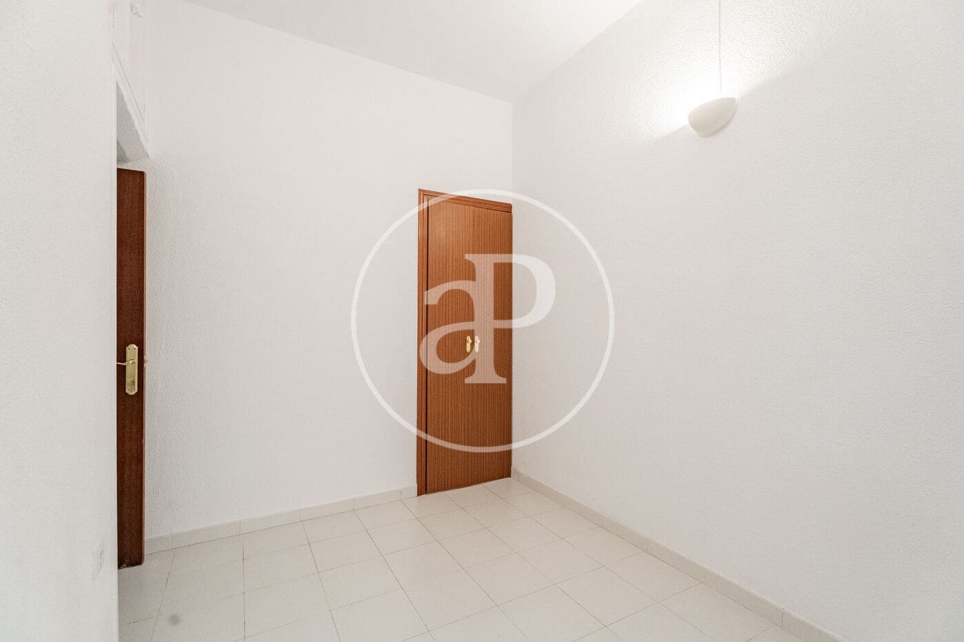 4 sovrum Lägenhet att hyra i Madrid stad - 2 700 € (Ref: 9375343)