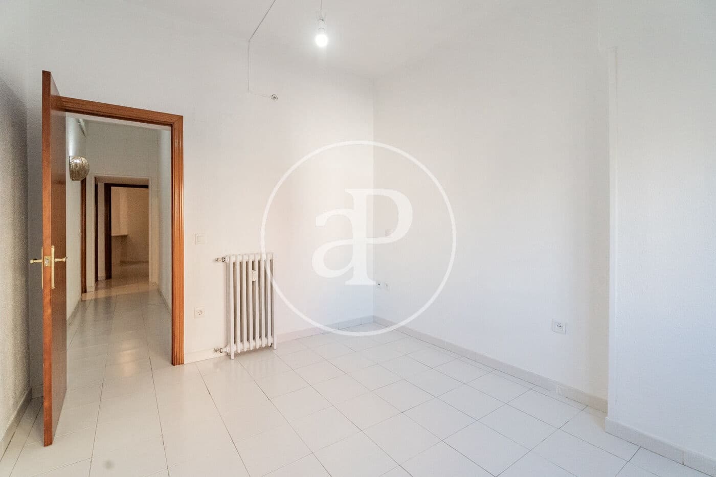 4 sovrum Lägenhet att hyra i Madrid stad - 2 700 € (Ref: 9375343)