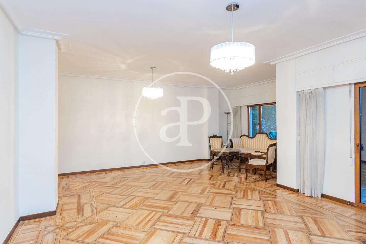 5 bedroom Apartment for rent in Madrid city - € 6,500 (Ref: 9375345)
