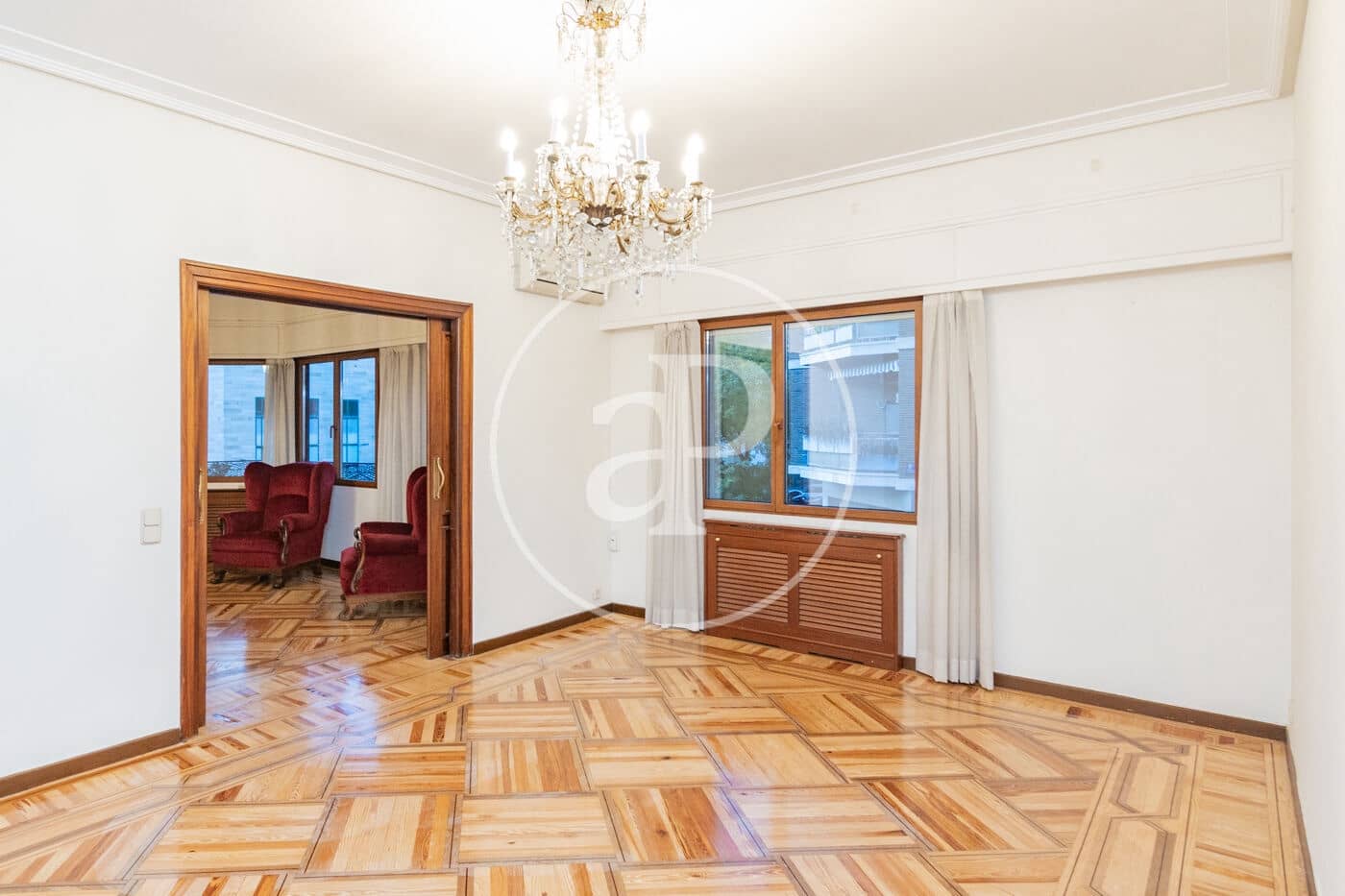 5 bedroom Apartment for rent in Madrid city - € 6,500 (Ref: 9375345)