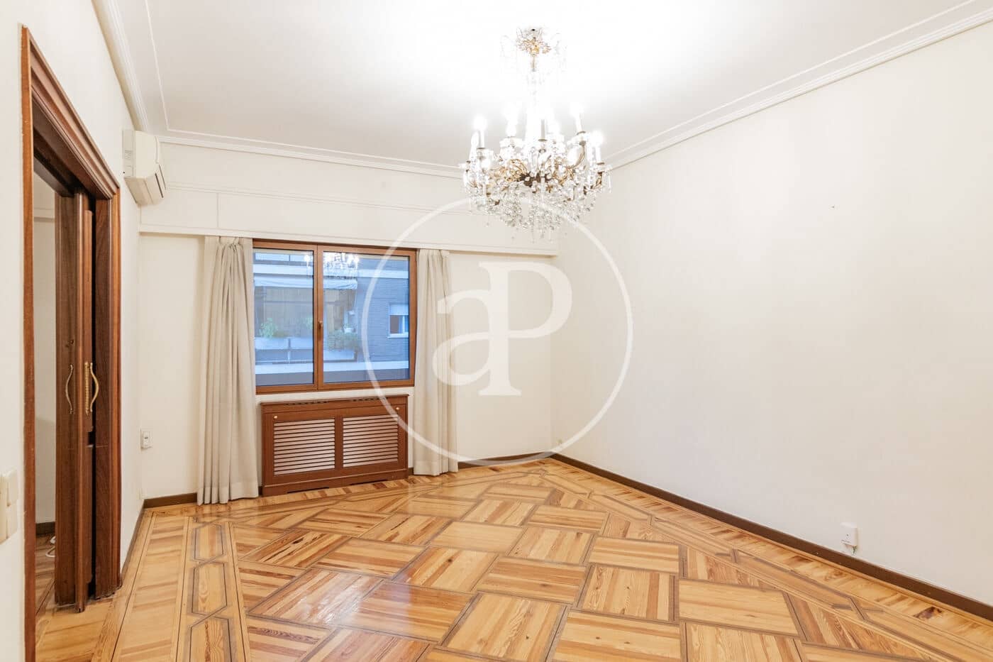 5 bedroom Apartment for rent in Madrid city - € 6,500 (Ref: 9375345)