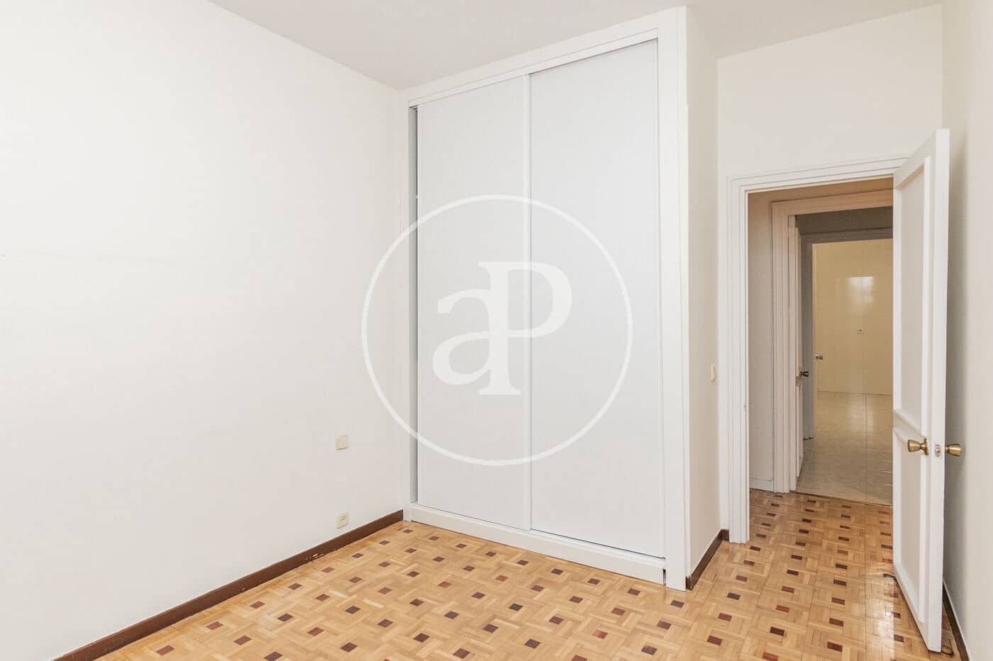 5 bedroom Apartment for rent in Madrid city - € 6,500 (Ref: 9375345)