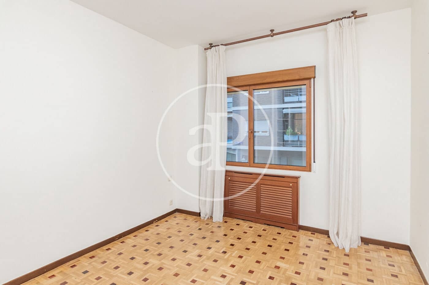 5 bedroom Apartment for rent in Madrid city - € 6,500 (Ref: 9375345)