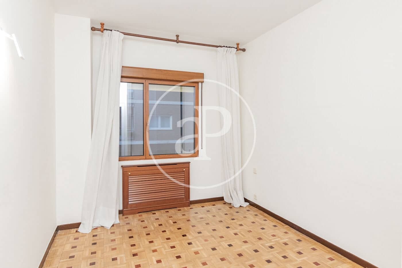 5 bedroom Apartment for rent in Madrid city - € 6,500 (Ref: 9375345)