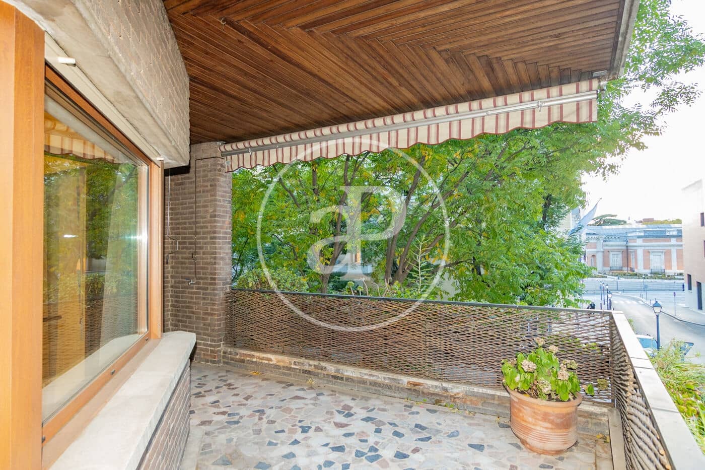 5 bedroom Apartment for rent in Madrid city - € 6,500 (Ref: 9375345)