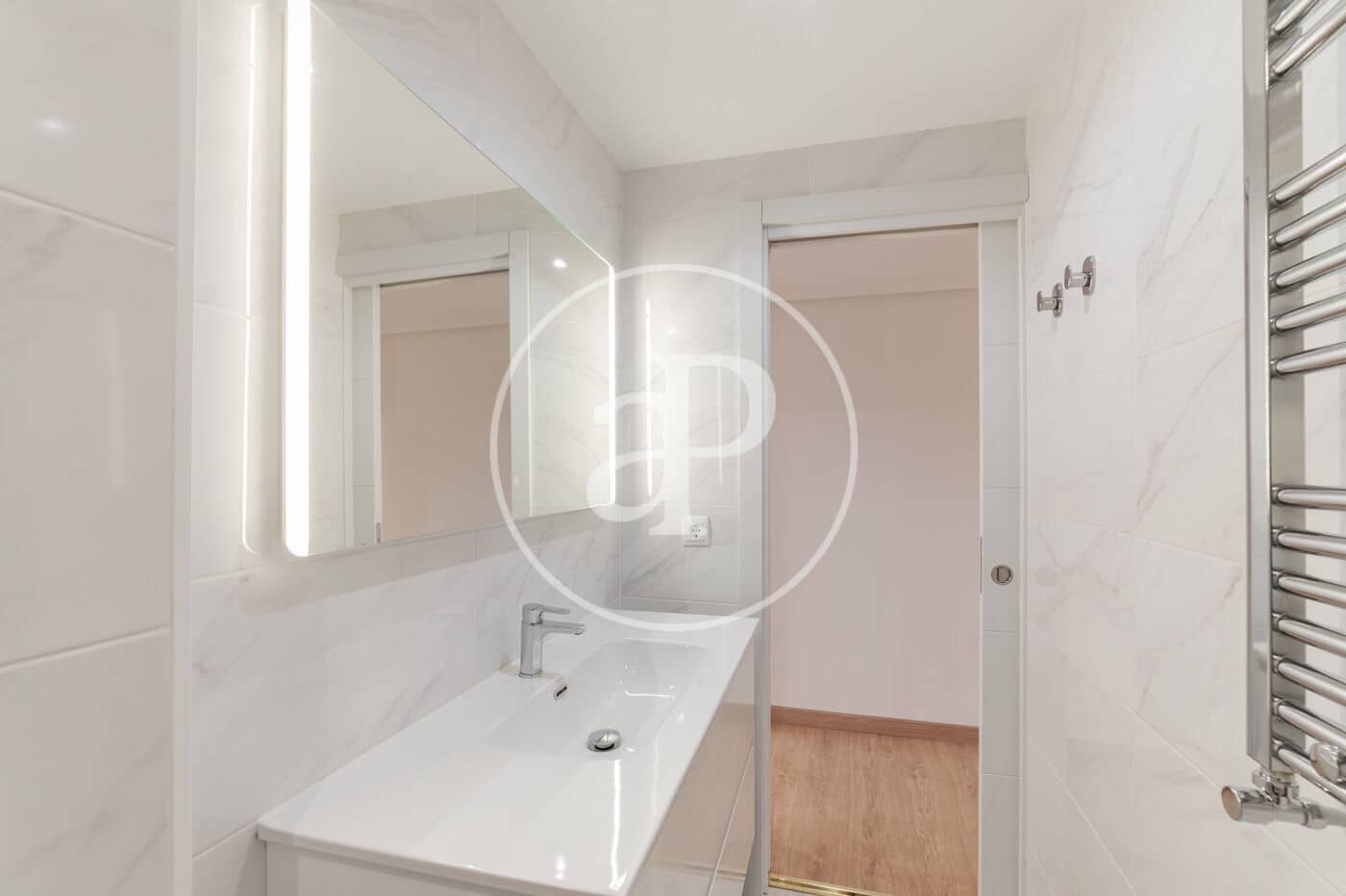 3 soveværelse Lejlighed til leje i Madrid by - € 2.600 (Ref: 9375347)