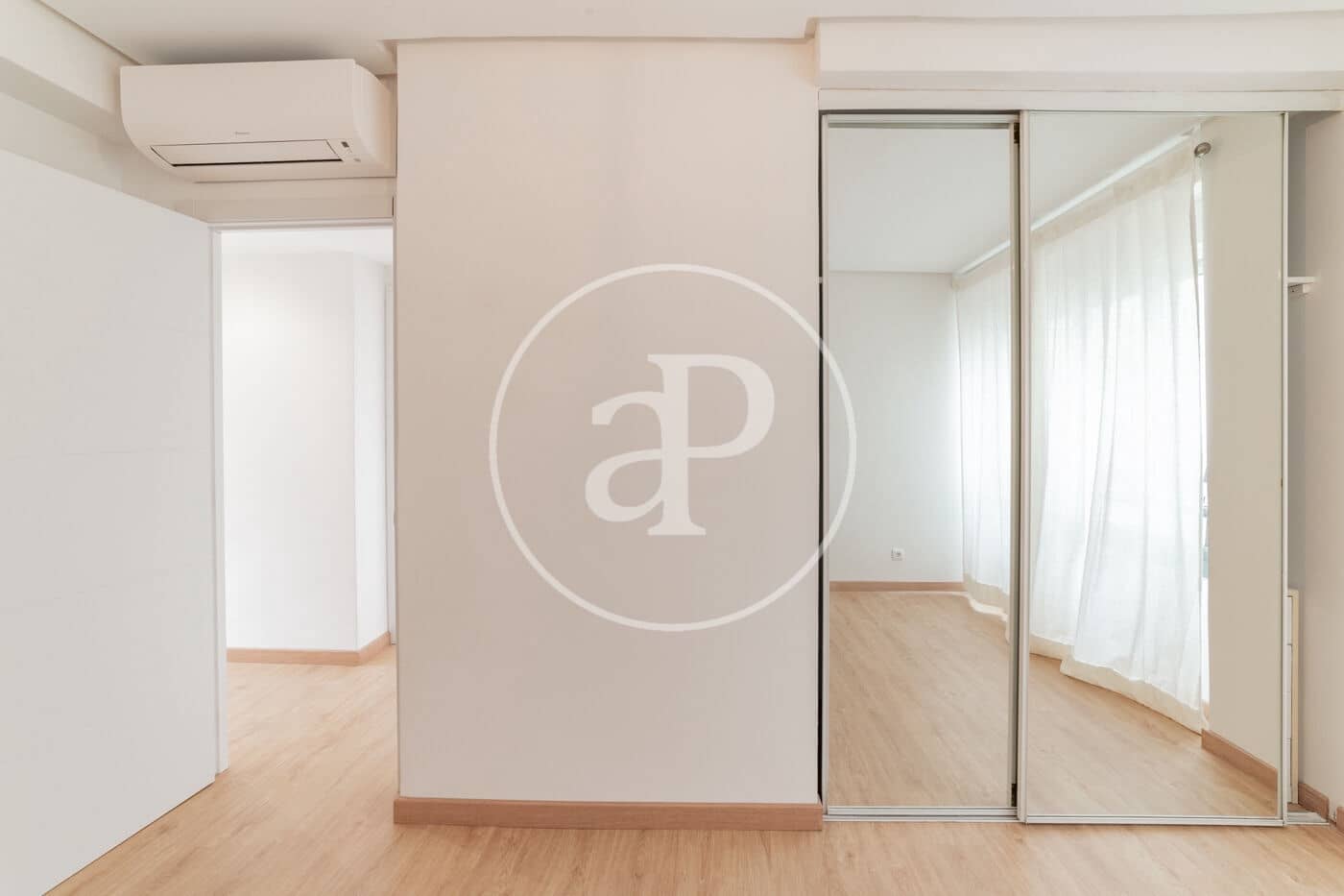 3 soveværelse Lejlighed til leje i Madrid by - € 2.600 (Ref: 9375347)