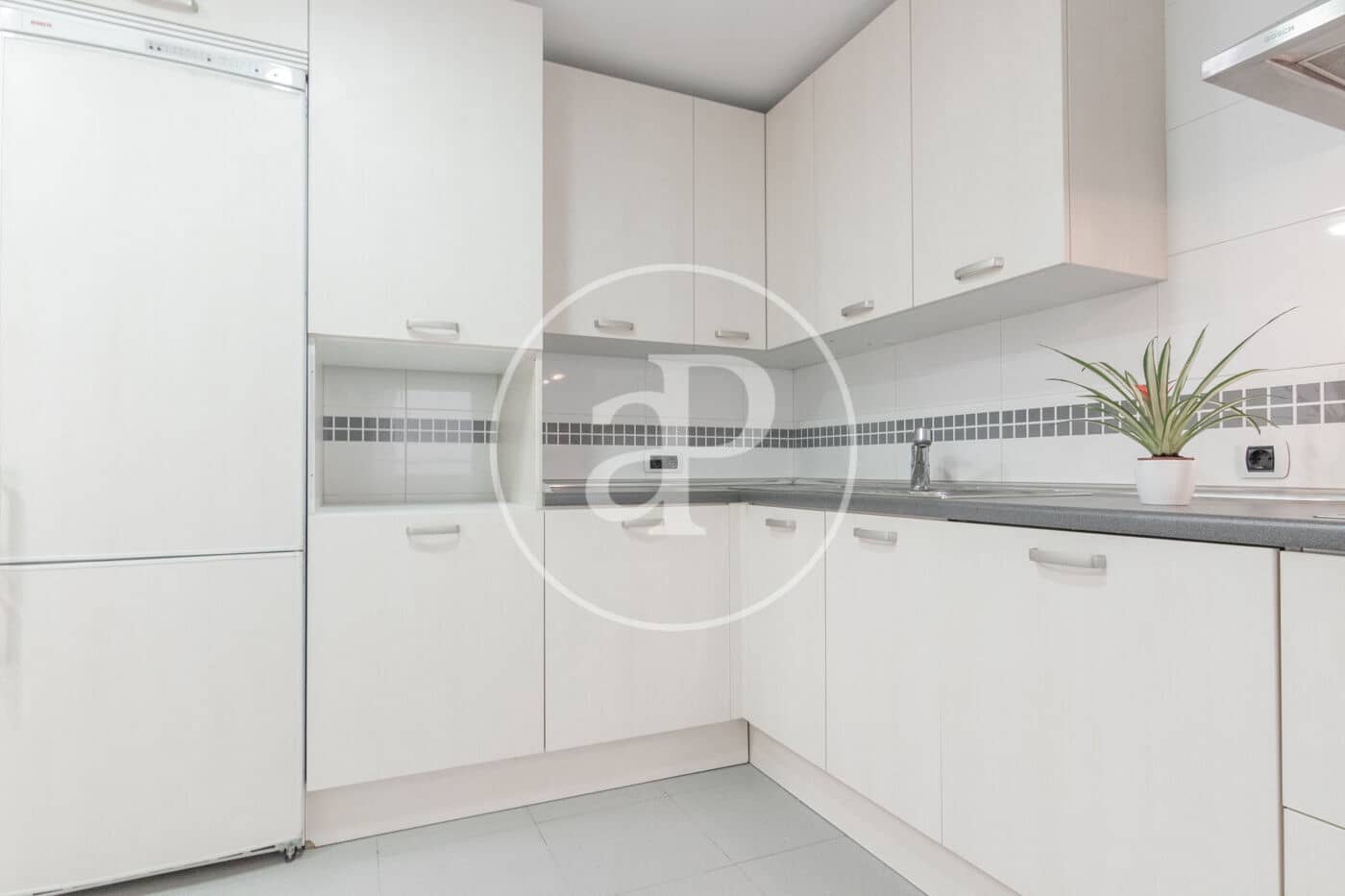 4 sypialnia Apartament do wynajęcia w Miasto Madryt - 4 300 € (Ref: 9375349)