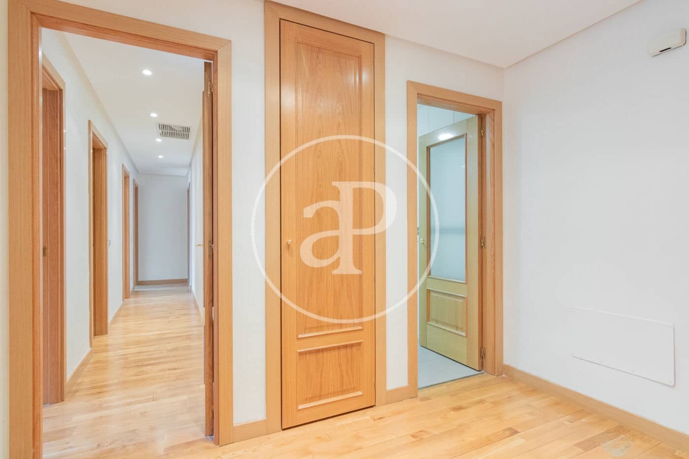 4 sypialnia Apartament do wynajęcia w Miasto Madryt - 4 300 € (Ref: 9375349)