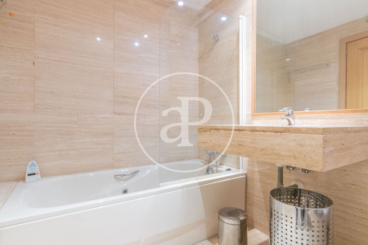 4 sypialnia Apartament do wynajęcia w Miasto Madryt - 4 300 € (Ref: 9375349)