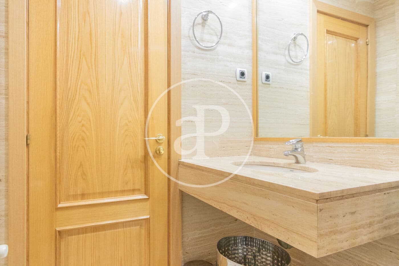 4 sypialnia Apartament do wynajęcia w Miasto Madryt - 4 300 € (Ref: 9375349)