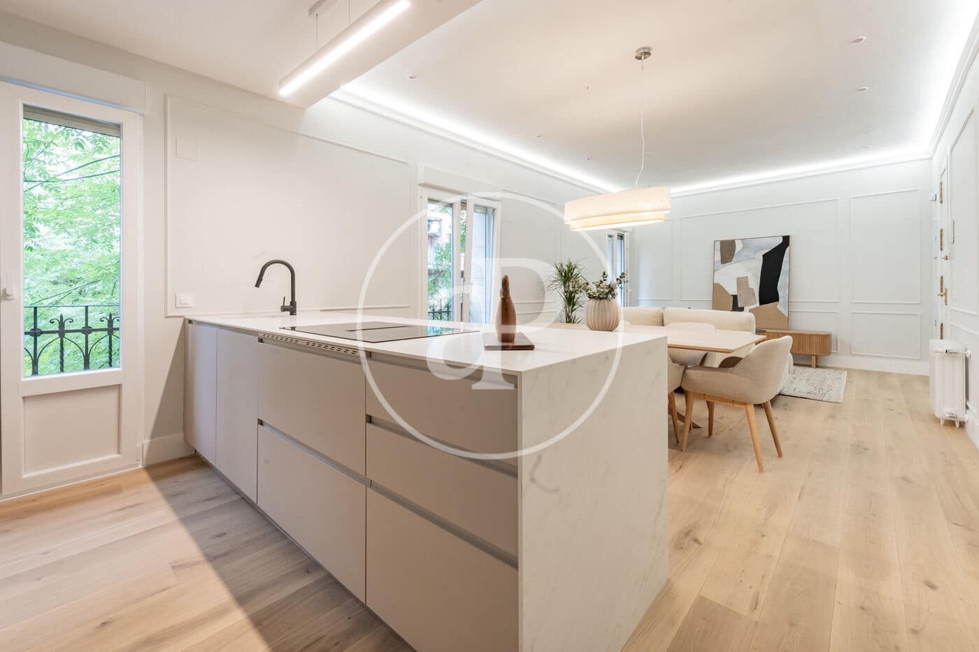 2 sypialnia Apartament na sprzedaż w Miasto Madryt - 1 190 000 € (Ref: 9382852)