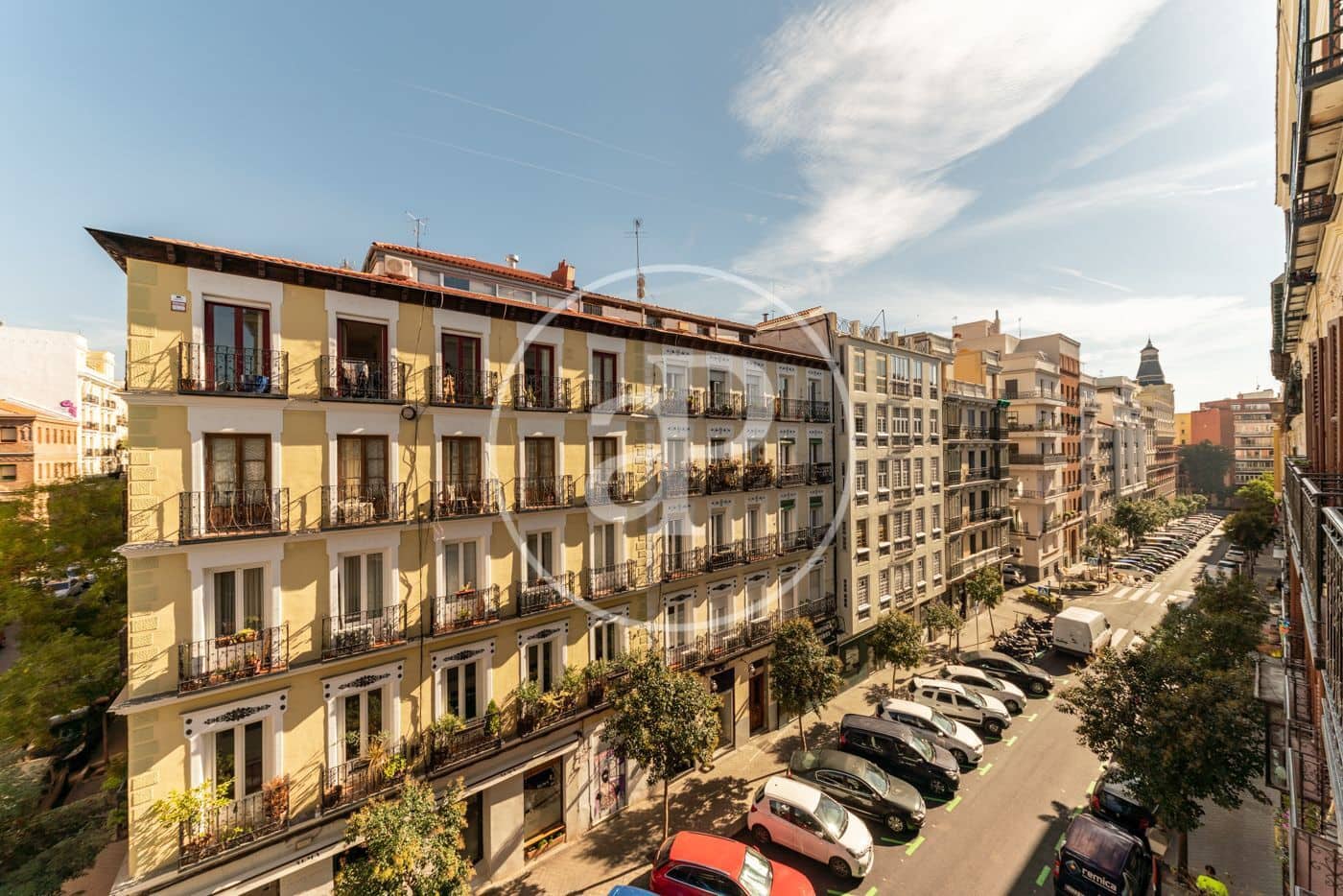 3 soveværelse Lejlighed til leje i Madrid by - € 5.900 (Ref: 9382855)