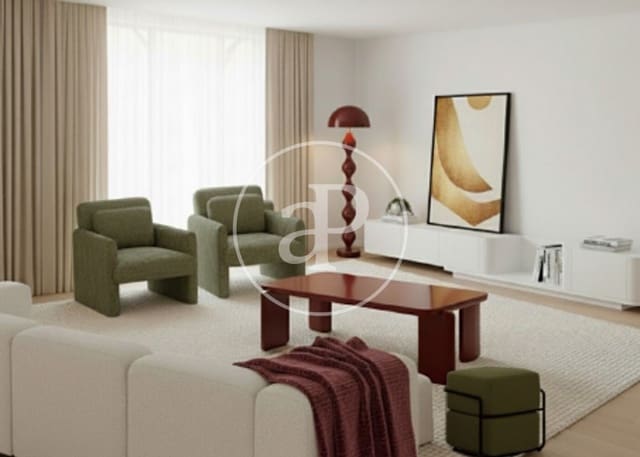 3 bedroom Apartment for sale in Argüelles, Madrid city - € 1,250,000 (Ref: 9385616)