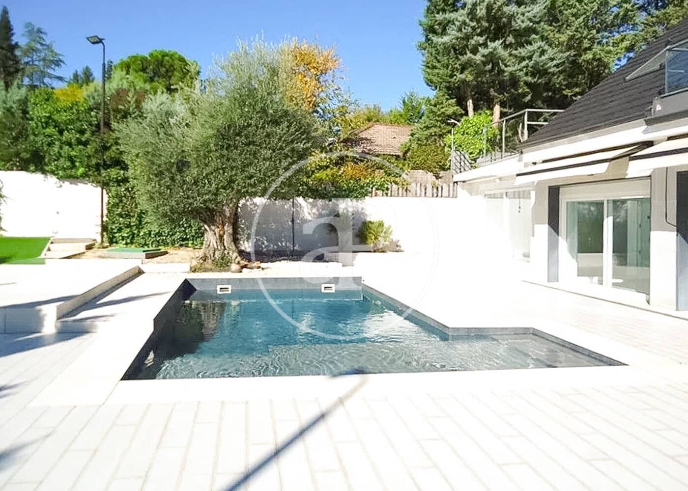 6 quarto Moradia para venda em La Moraleja com piscina - 4 600 000 € (Ref: 9385618)