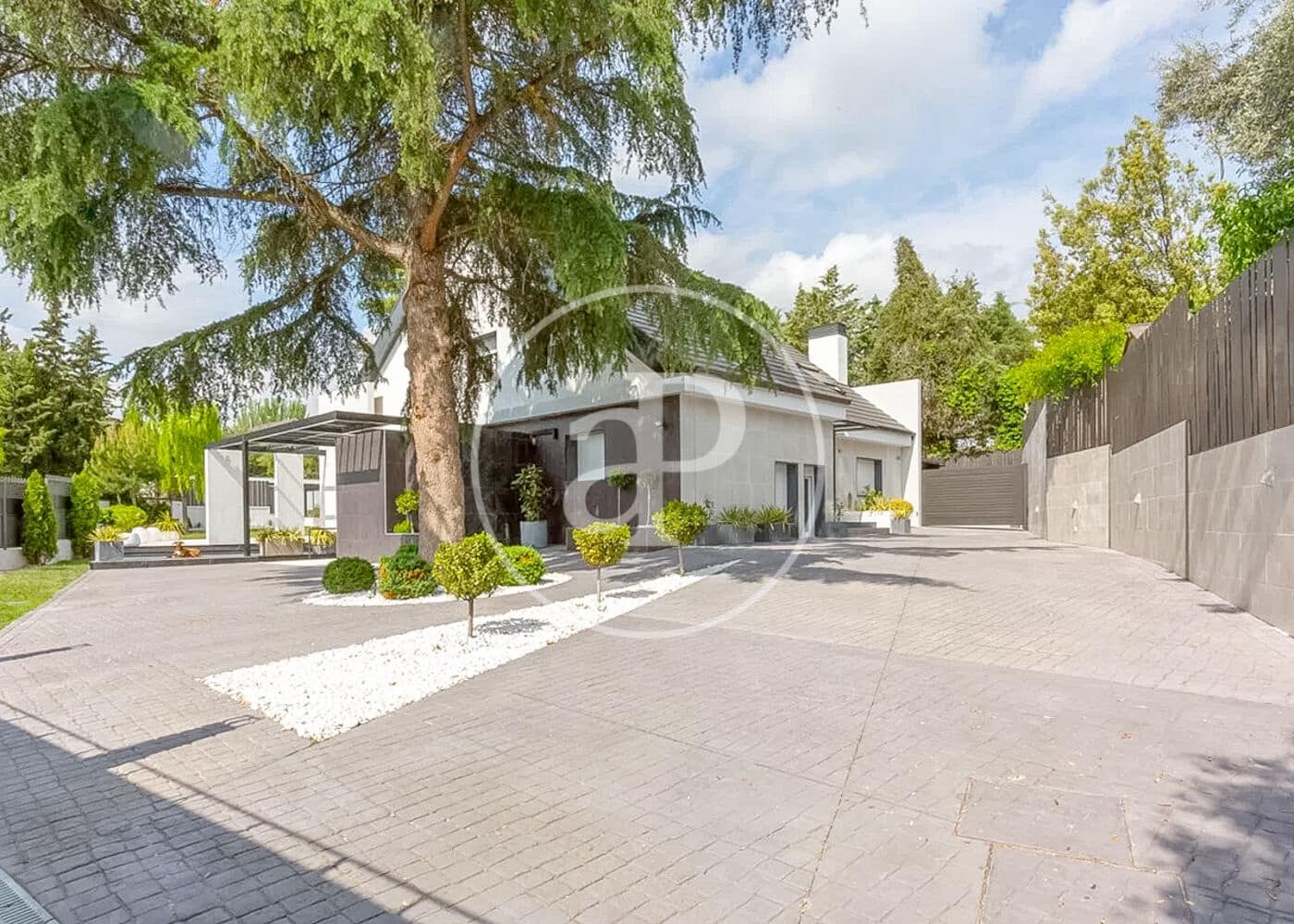 6 quarto Moradia para venda em La Moraleja com piscina - 4 600 000 € (Ref: 9385618)