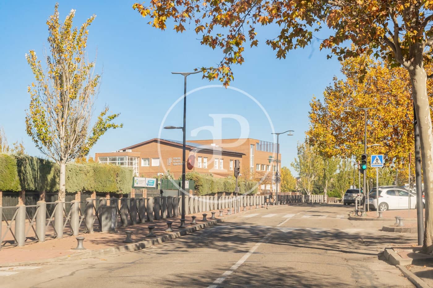 6 soveværelse Villa til salg i La Moraleja med swimmingpool - € 4.600.000 (Ref: 9385618)