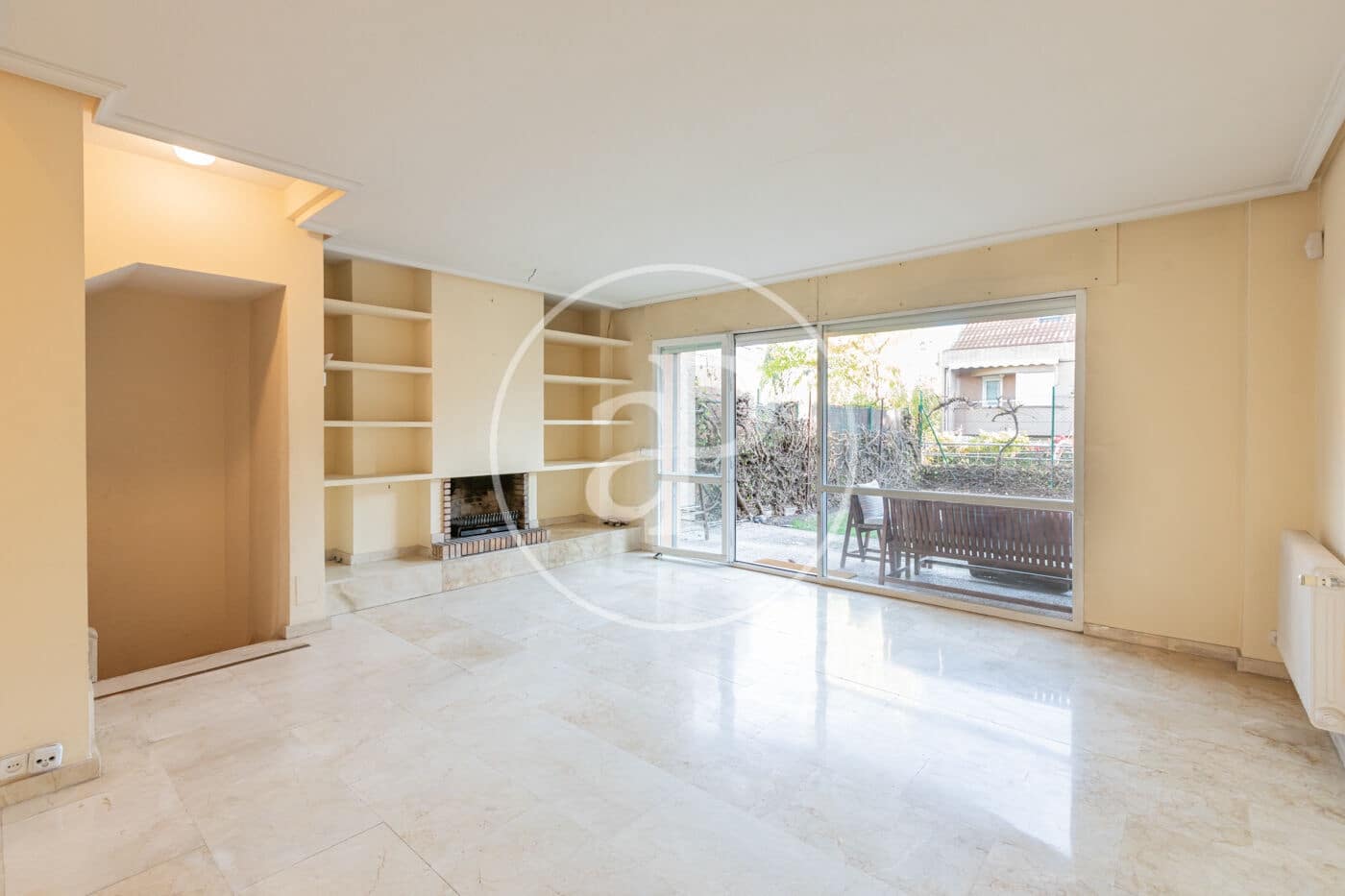 5 soveværelse Villa til salg i Pozuelo de Alarcon med swimmingpool - € 1.050.000 (Ref: 9385619)