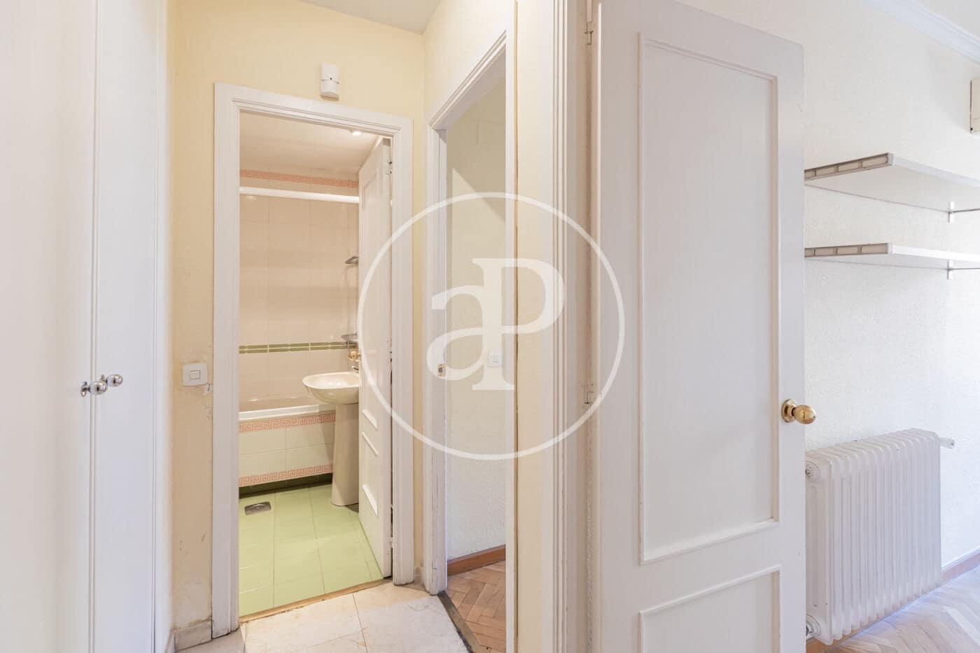 5 soveværelse Villa til salg i Pozuelo de Alarcon med swimmingpool - € 1.050.000 (Ref: 9385619)