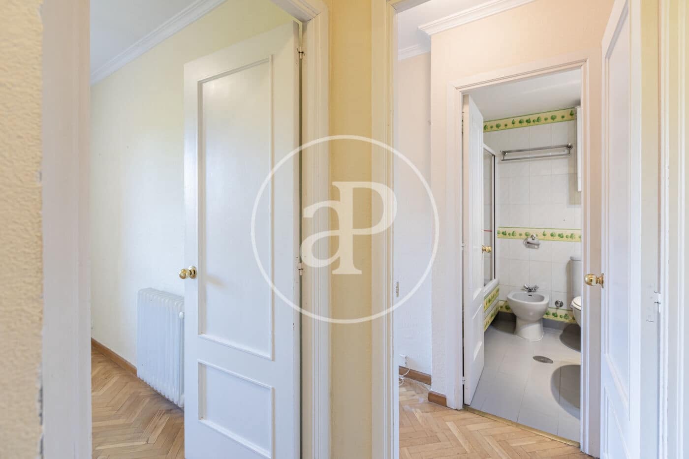 5 soveværelse Villa til salg i Pozuelo de Alarcon med swimmingpool - € 1.050.000 (Ref: 9385619)