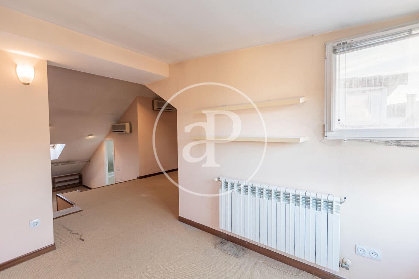 5 soveværelse Villa til salg i Pozuelo de Alarcon med swimmingpool - € 1.050.000 (Ref: 9385619)