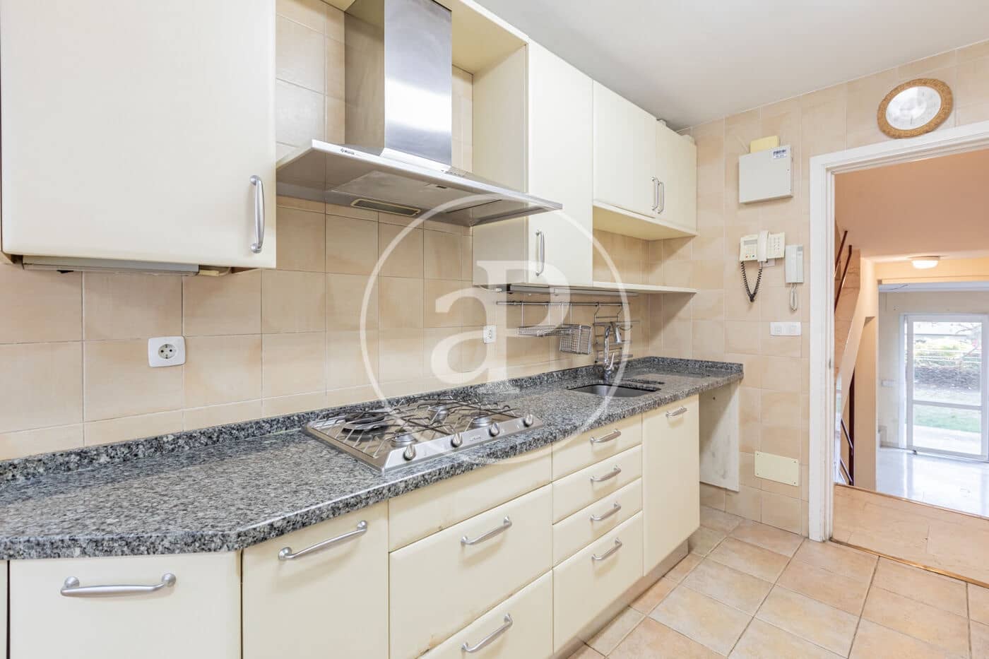 5 soveværelse Villa til salg i Pozuelo de Alarcon med swimmingpool - € 1.050.000 (Ref: 9385619)