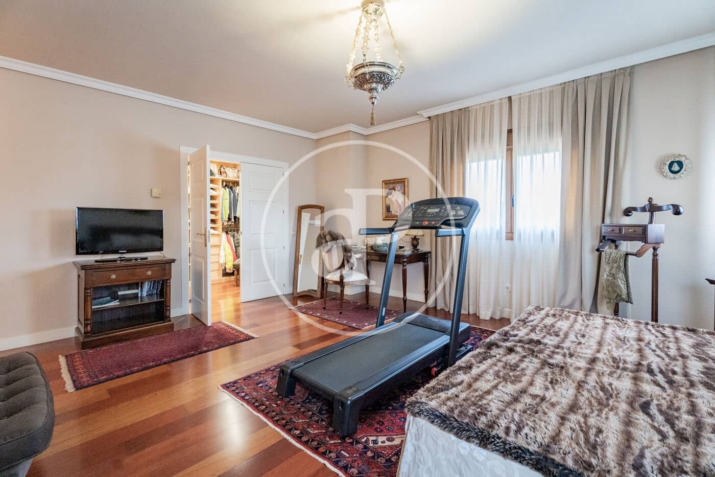 4 sypialnia Willa na sprzedaż w Las Rozas de Madrid z basenem - 1 750 000 € (Ref: 9385621)