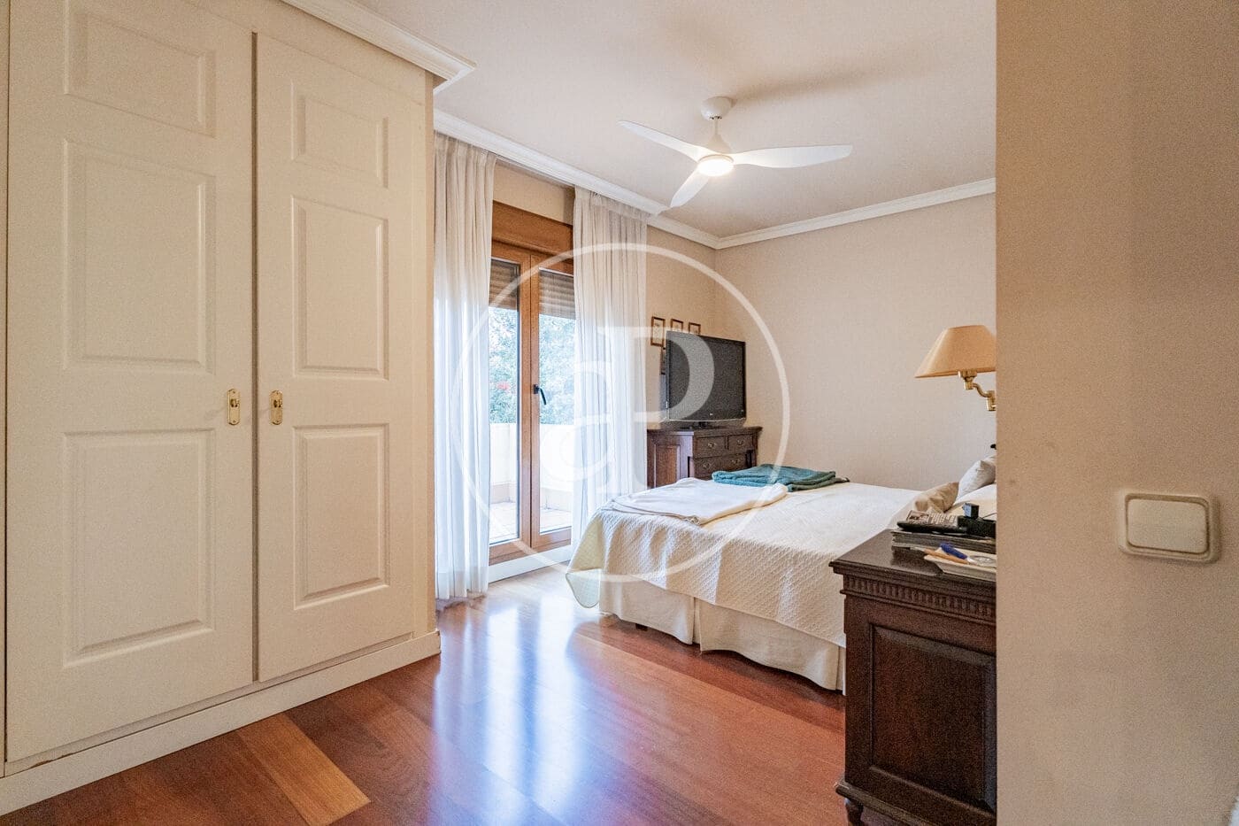 4 sypialnia Willa na sprzedaż w Las Rozas de Madrid z basenem - 1 750 000 € (Ref: 9385621)