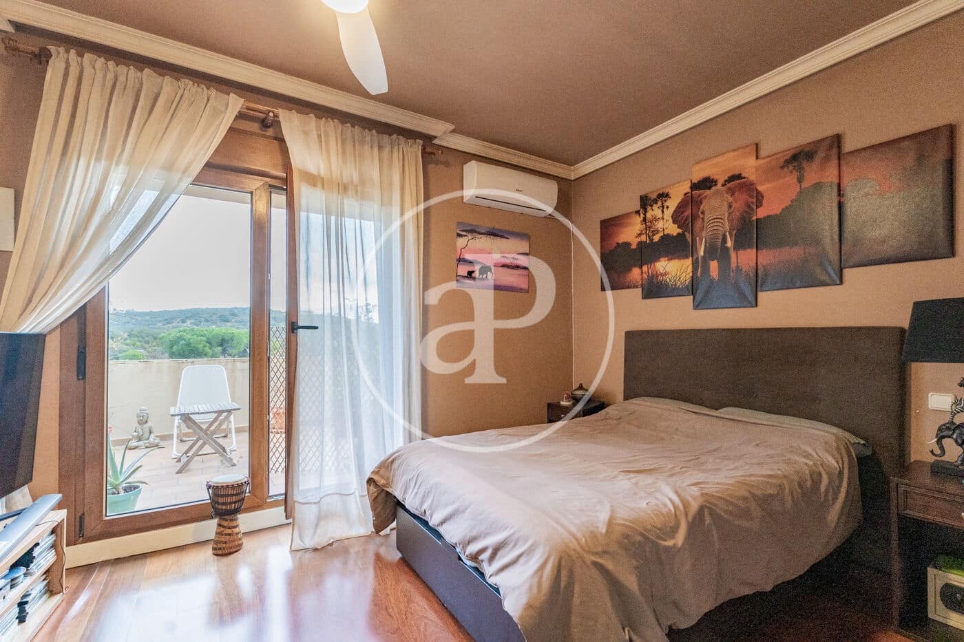 4 sypialnia Willa na sprzedaż w Las Rozas de Madrid z basenem - 1 750 000 € (Ref: 9385621)