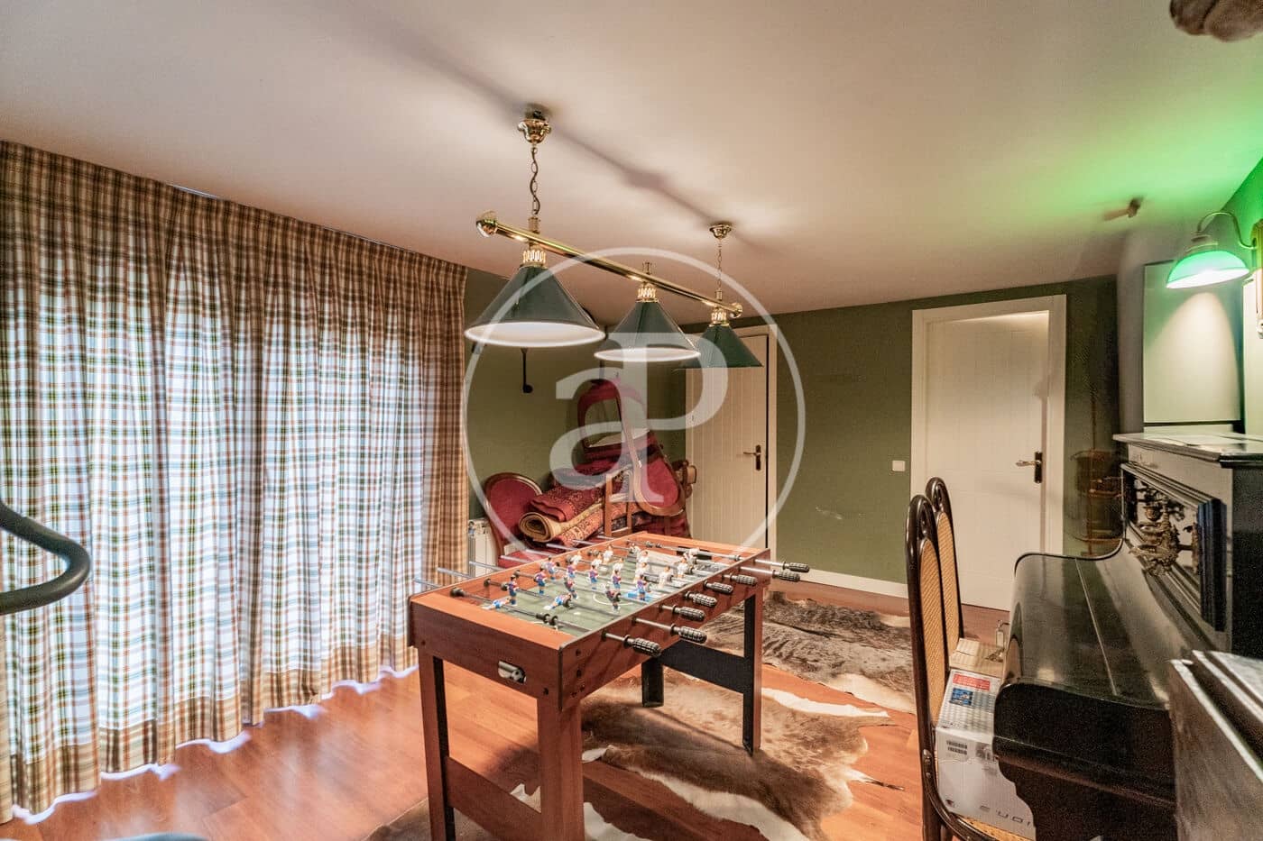 4 sypialnia Willa na sprzedaż w Las Rozas de Madrid z basenem - 1 750 000 € (Ref: 9385621)