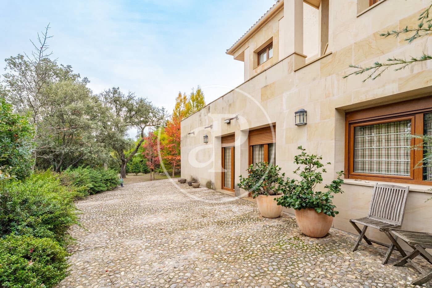 4 sypialnia Willa na sprzedaż w Las Rozas de Madrid z basenem - 1 750 000 € (Ref: 9385621)