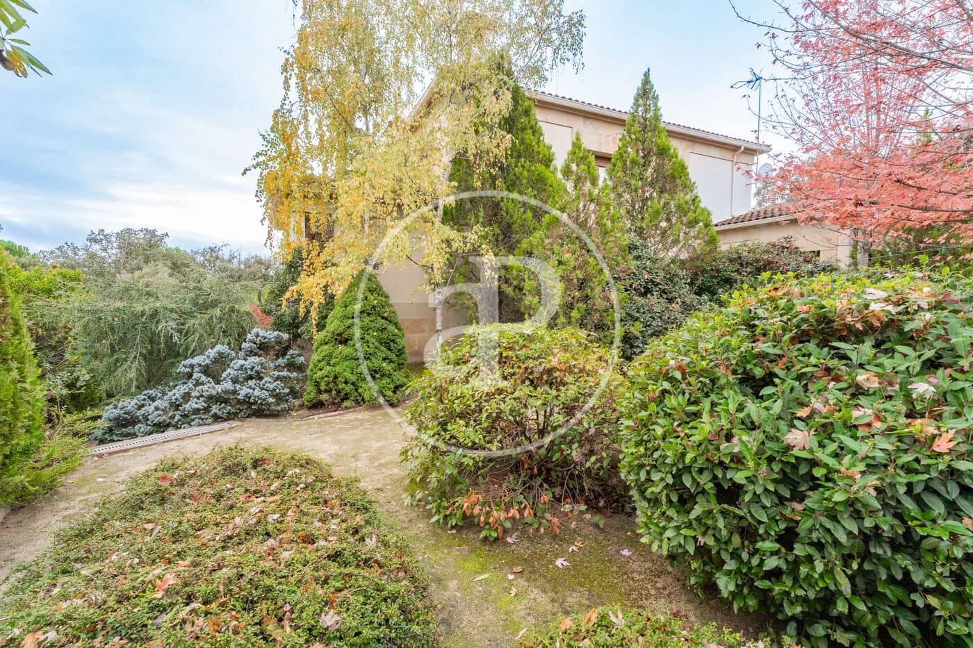 4 sypialnia Willa na sprzedaż w Las Rozas de Madrid z basenem - 1 750 000 € (Ref: 9385621)