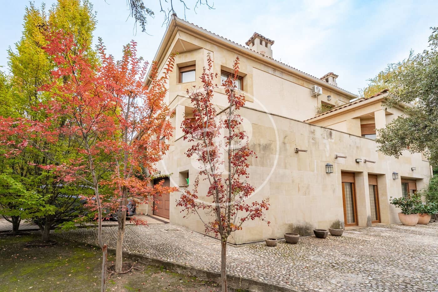 4 sypialnia Willa na sprzedaż w Las Rozas de Madrid z basenem - 1 750 000 € (Ref: 9385621)
