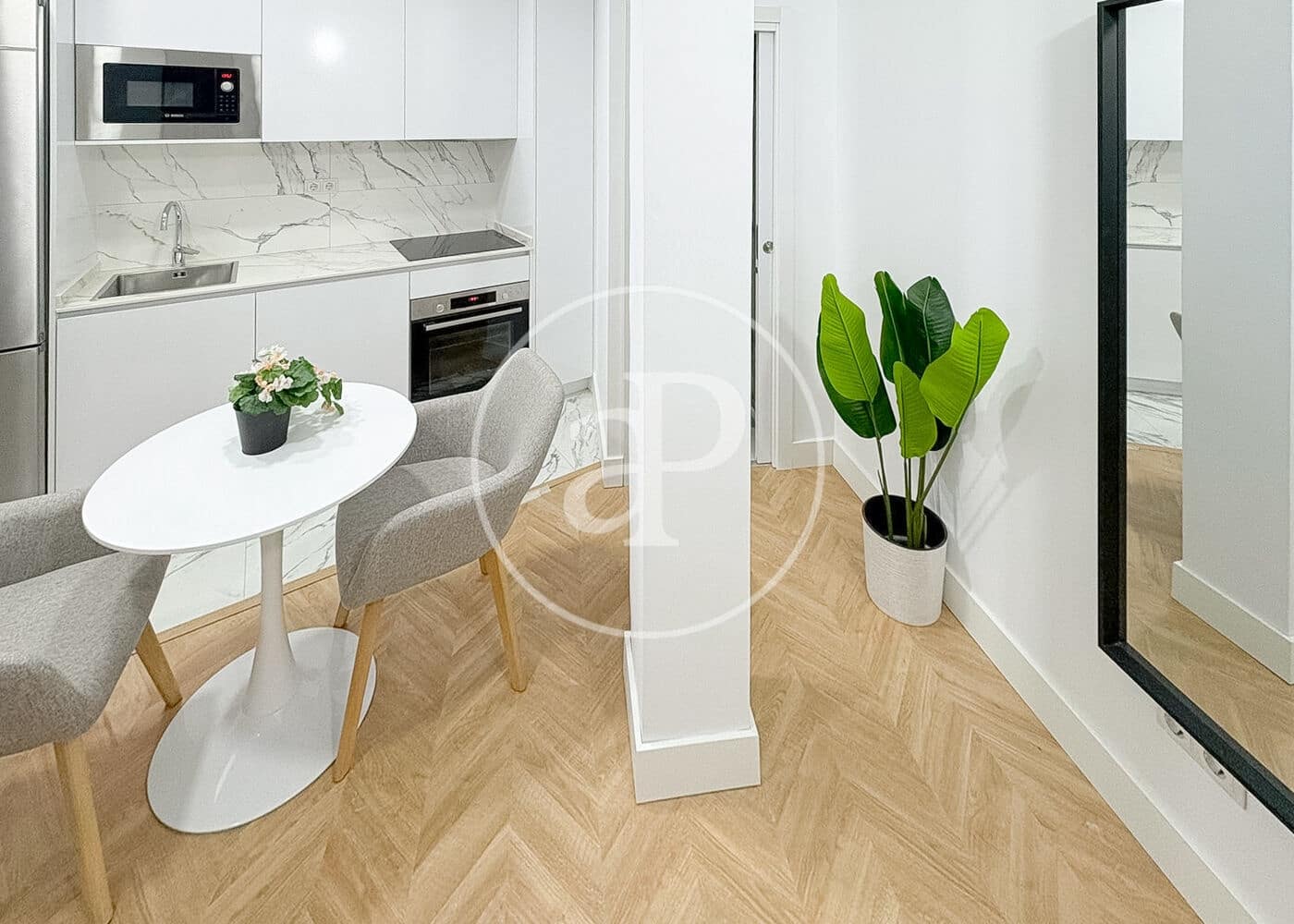 1 soverom Leilighet til leie i Madrid by - € 1 900 (Ref: 9385623)