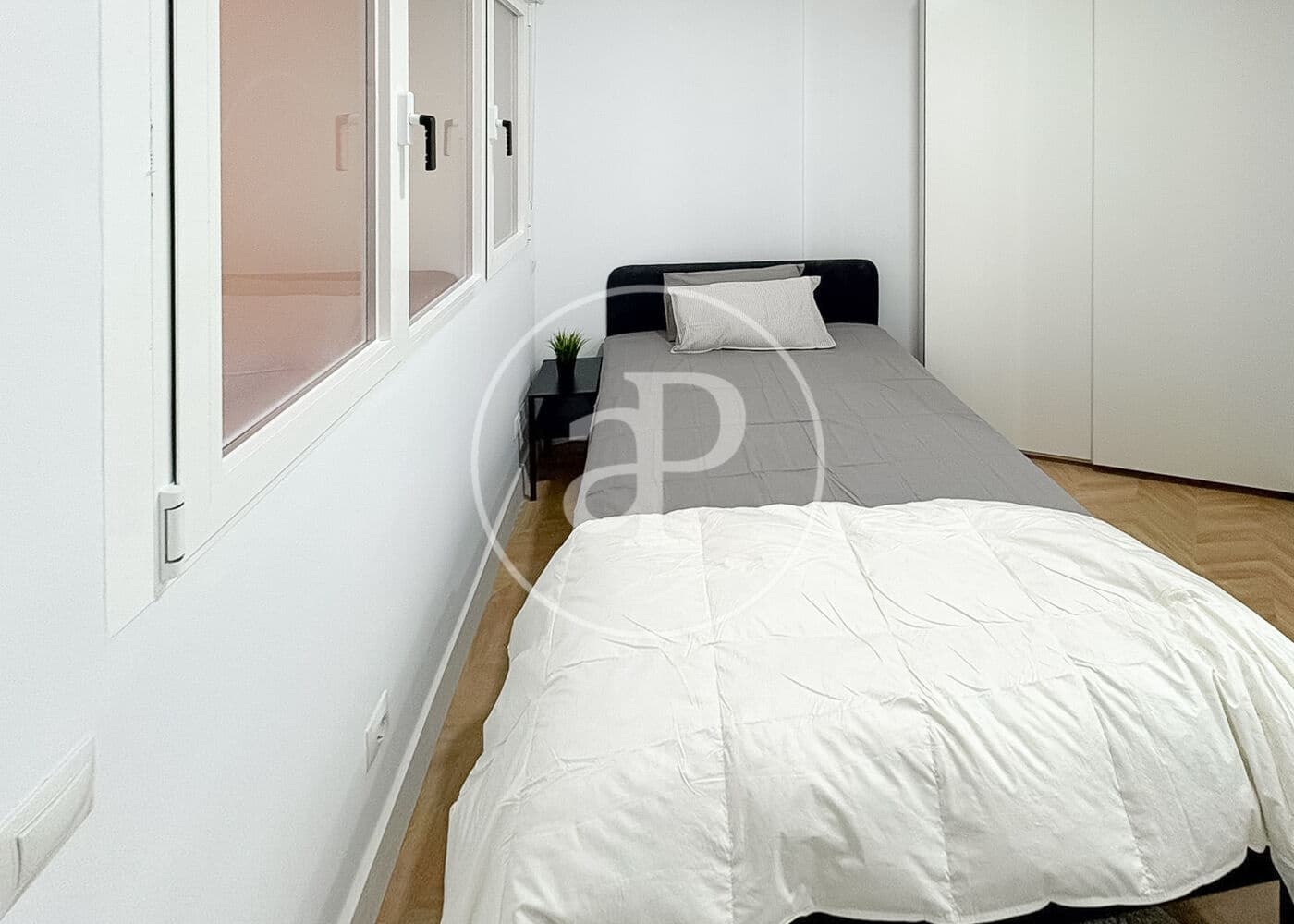 1 soverom Leilighet til leie i Madrid by - € 1 900 (Ref: 9385623)