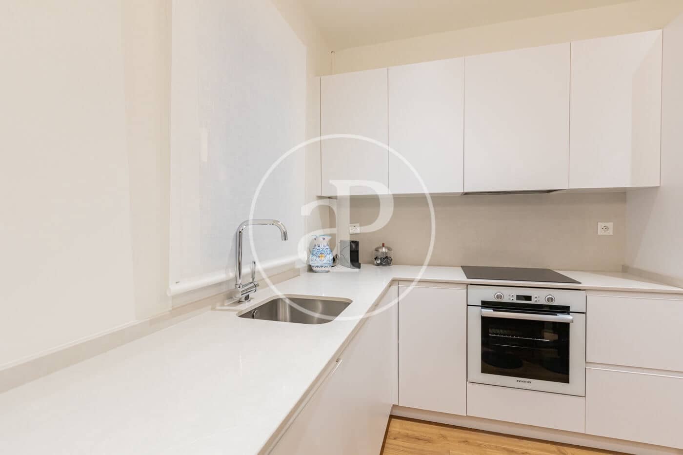 2 bedroom Apartment for rent in Madrid city - € 3,800 (Ref: 9387921)