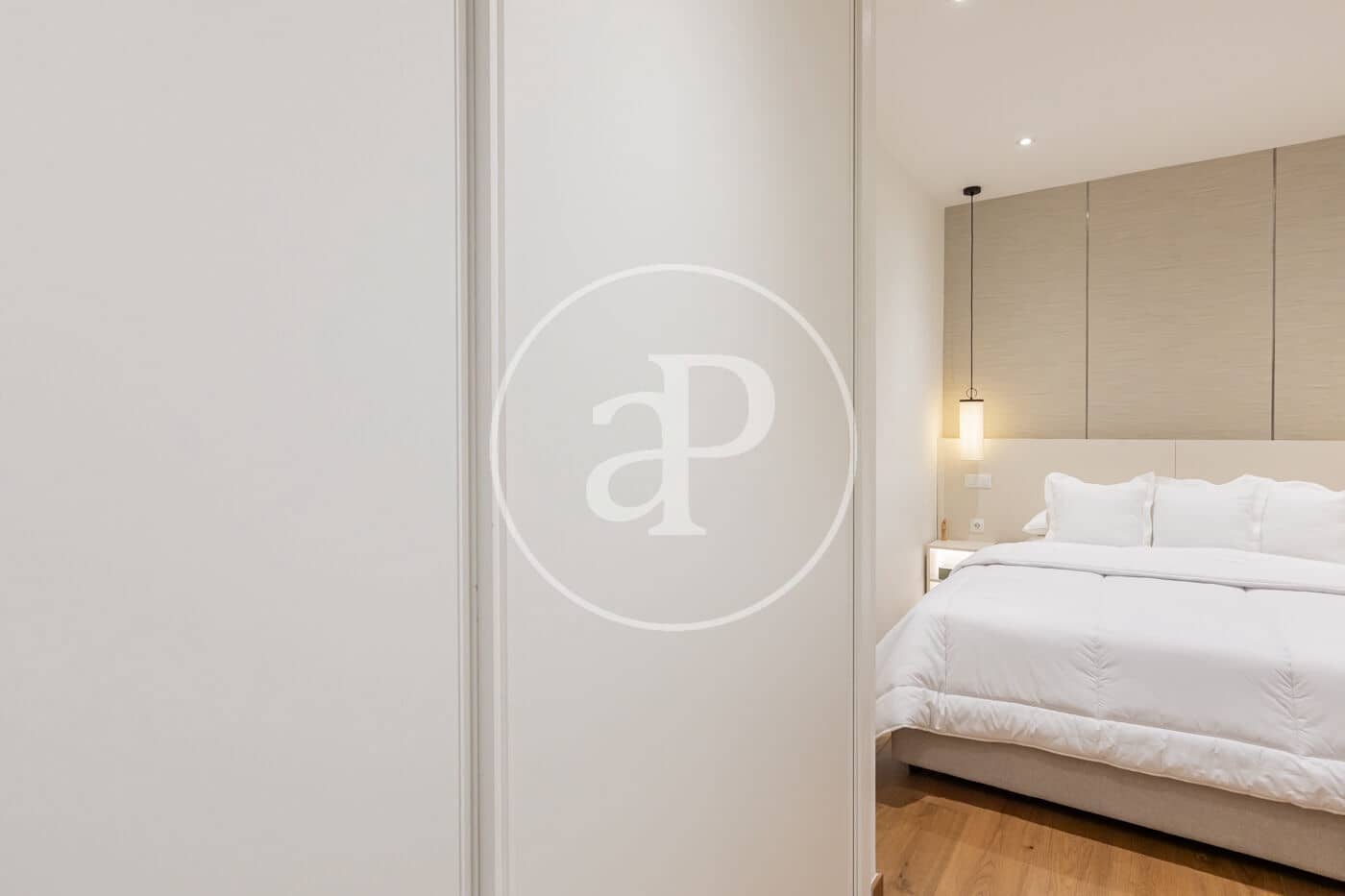 2 bedroom Apartment for rent in Madrid city - € 3,800 (Ref: 9387921)