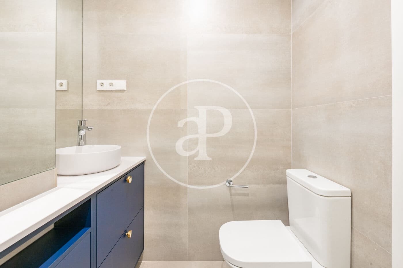 Appartement de 4 chambres à louer à Madrid ville - 5 500 € (Ref: 9387922)