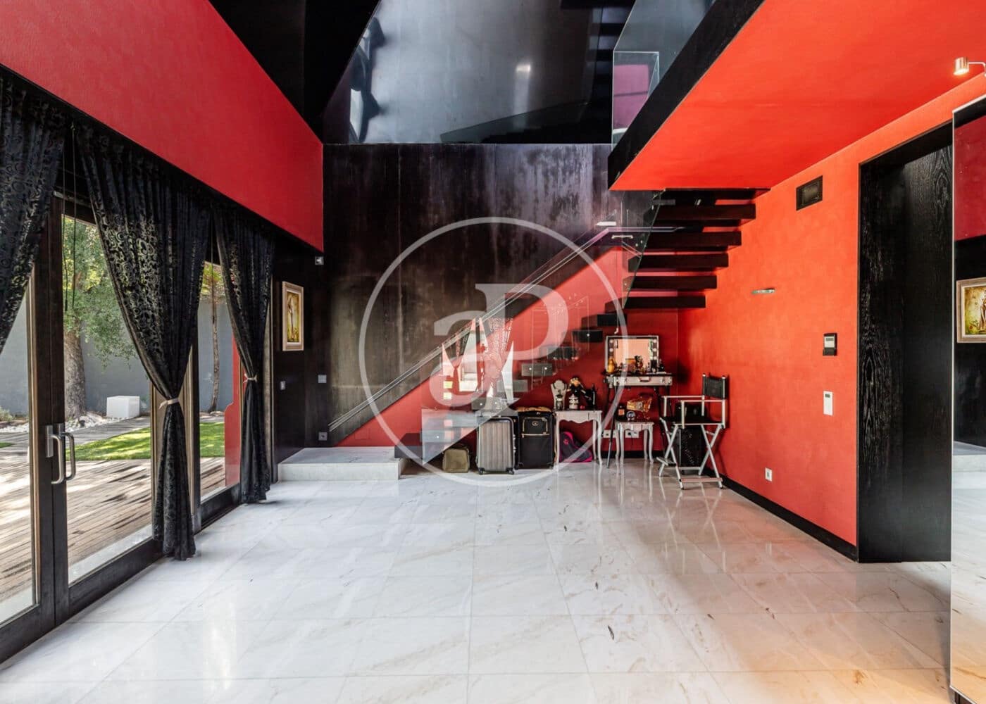 6 bedroom Villa for sale in La Moraleja with pool - € 7,800,000 (Ref: 9387927)