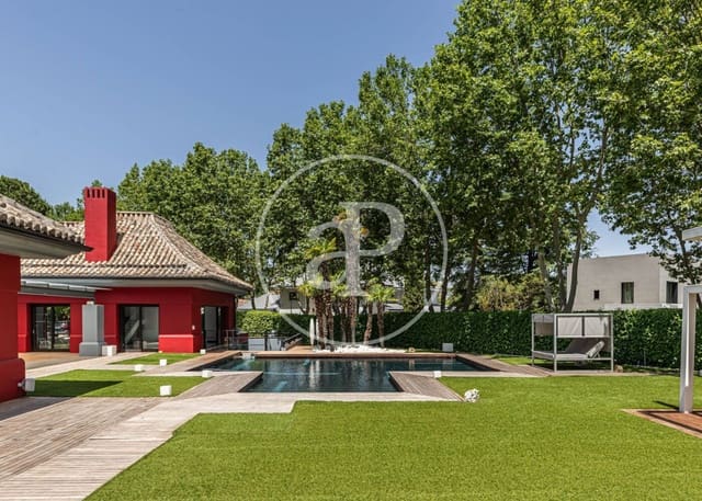 6 sypialnia Willa na sprzedaż w La Moraleja, Alcobendas z basenem - 7 800 000 € (Ref: 9387927)