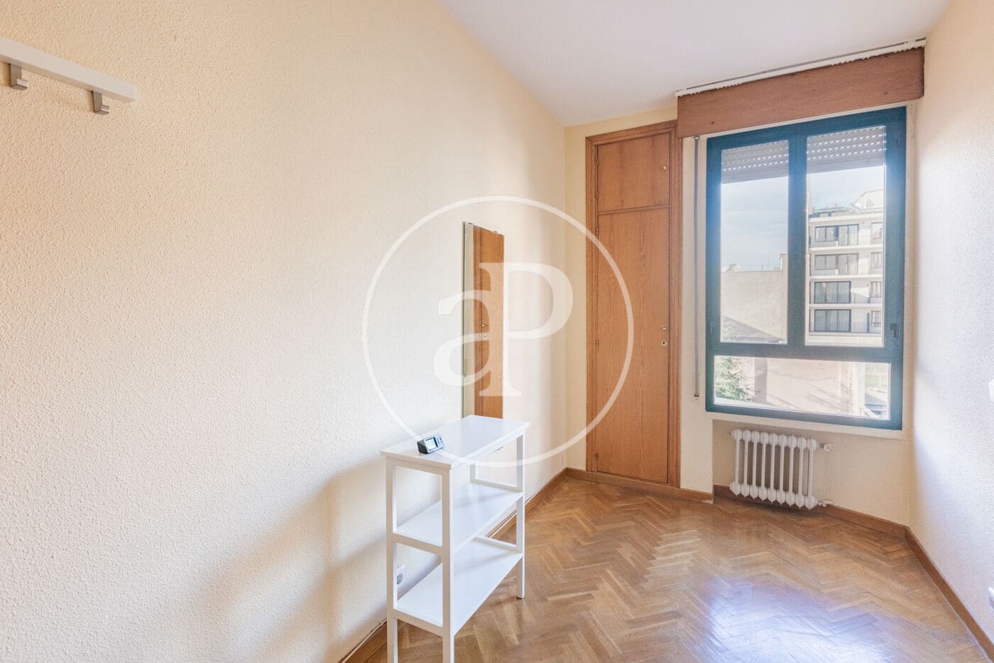 2 soveværelse Lejlighed til leje i Madrid by - € 1.650 (Ref: 9390875)