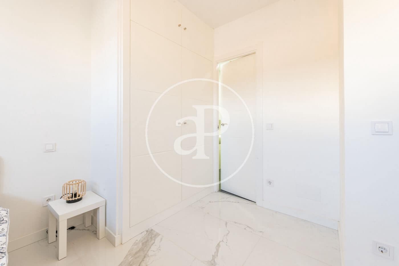 1 soverom Leilighet til leie i Madrid by - € 1 600 (Ref: 9390877)