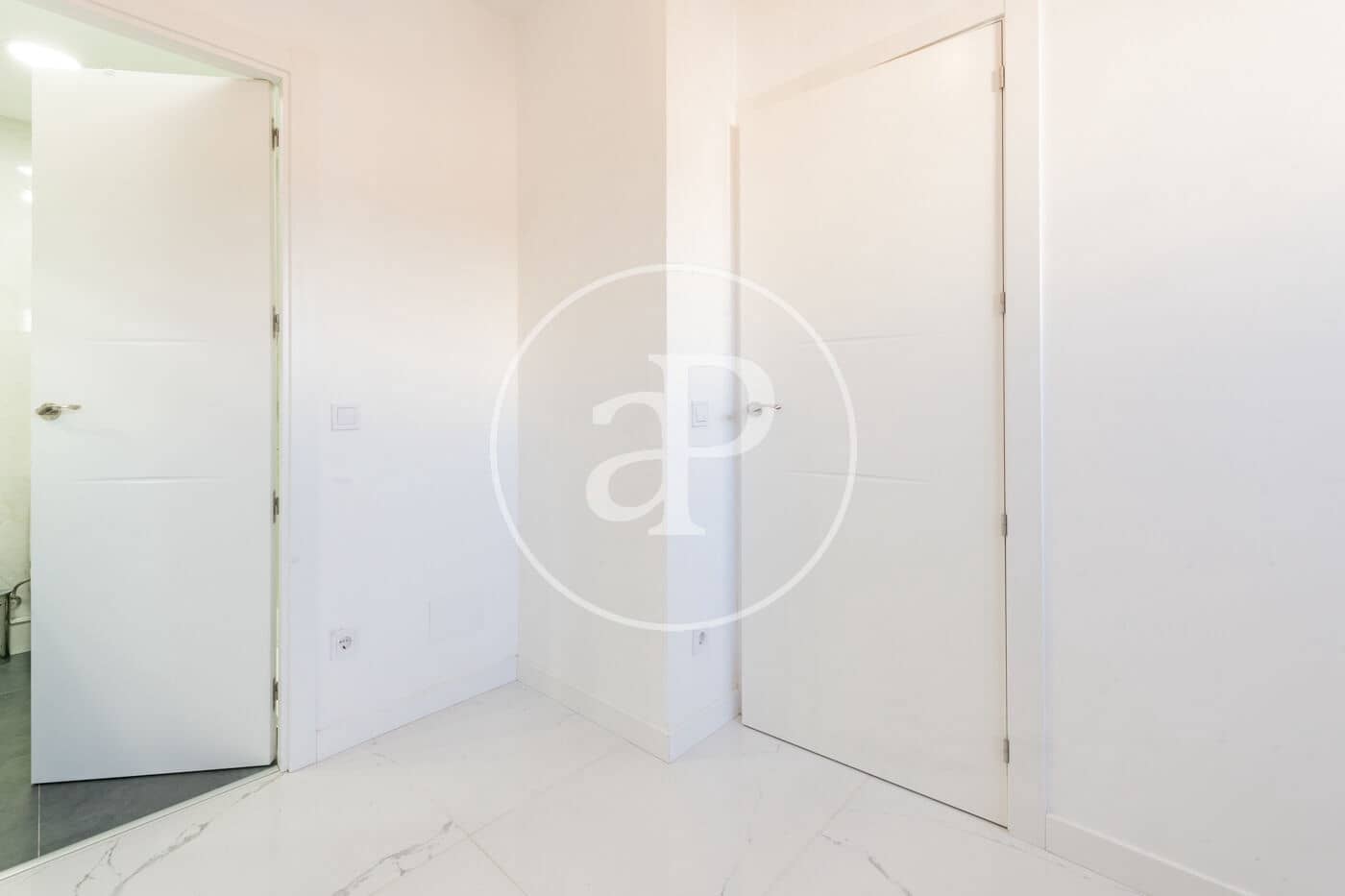 1 soverom Leilighet til leie i Madrid by - € 1 600 (Ref: 9390877)