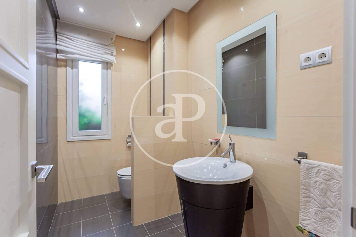 7 soveværelse Villa til salg i Villaviciosa de Odon med swimmingpool - € 1.975.000 (Ref: 9390878)